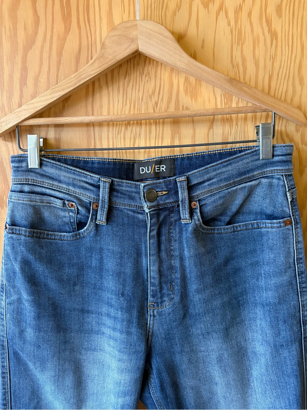 DUER Men's Blue Stretch Denim Jeans